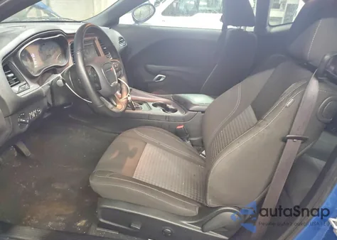 2023 Dodge Challenger Sxt z USA, uszkodzony, nr VIN 2C3CDZGG4PH546593